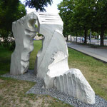 Denkmal für den unbekannten Deserteur, gestaltet von Mehmet Aksoy, am Platz der Einheit in Potsdam