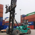empty-container handler Kalmar DCF100-45E7 can lift 10 tons 7-8 containers high 2 units available