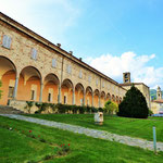 Gli Artigiani di ArTre a Bobbio IN PIAZZA SANTA FARA portici abbazia San Colombano  Artigianato Locale – Laboratori per bambini e adulti Artigiani al lavoro con dimostrazioni pratiche