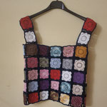 TOP donna handmade ad uncinetto 24,90€ + contributo spese di spedizione 8,90€