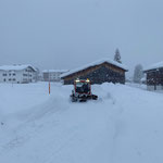 Snow Rabbit, Hubschrauberlandeplatz ausschieben