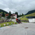 Kehrmaschine rund um den sport.park.lech