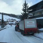 Steyr 6190 CVT mit Hängerfräse, Gehsteigräumung Ortseingang...