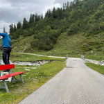 Bushaltegläser Zugertal einschieben