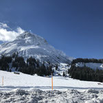 Kurzfristige Winterwanderweg-Sperre am Omesberg für Lawinensprengungen am Omeshorn