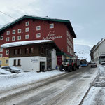 Gehsteigräumung in Zürs