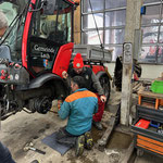 Wegeholder, Raupenlaufwerk montieren