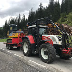 Baggertransport mit Steyr 6190 CVT