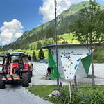 Jugendplatz-Reinigung