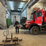 Unimog 530 Waschgerät abbauen...