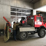 Unimog 1600, Montage beider Seilwinden