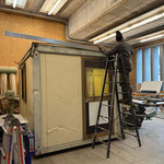 Containerreparatur in der Tischlerei, Dachkonstruktion