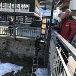 Beleuchtungskonzept-Test Arlberg Brücke: Montage der Leuchten