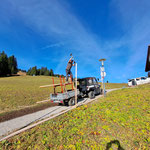 Geländer stellen Winterwanderweg Bergbahn-Goldener Berg