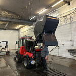 Holder Kehrmaschine reinigen