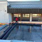 Dachrinnenwasser einfassen, Baustelle Schule/Tiefgarage