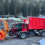 Gögl-Fahrzeugaufbau Hakengerät, Westa Schneefräse, Sirch 16m³ Schneecontainer