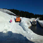 Winterwanderweg Berg, Aufgangsrampe Spitzenegg abfräsen mit Rolba 600