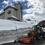 Lader 509 Kehrmaschine in Zürs