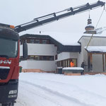 Müllhütte Schulgebäude versetzen