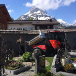 Urnengräber Friedhof Lech fertig schütten