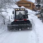 Pistenbully Paana auf dem Weg Richtung Oberlech, Burgwaldweg