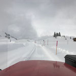 Winterwanderwegpräparation mit Paana in Oberlech