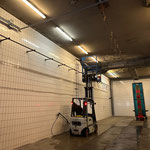 Kabelleitung in der Waschhalle verlegen