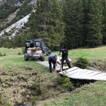 ...und Brücke abtragen