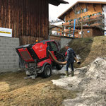 Ortsverschönerung mit Holder Kehrmaschine