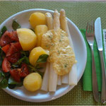 Spargel mit Sauce Hollandaise