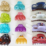 フランス製バンスクリップです。発色がきれいです。