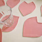 桜の花びらコースターです。綿80％　麻20％　一枚￥275