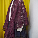 ハンドメイド作家「ami ami 521」さんの大判ストールです。ドレープがとても優雅！サッと肩にかけても、クルッと巻いても素敵！（ワンピースは別売りです）　￥10,000