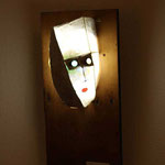 Engrossed (change eyes color) model lamp / 目の色を変え型照明