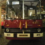 Historický autobus Ikarus ev. č.4382 - zepředu