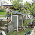 Fabrication abri/accueil BBQ/essentiellement matériaux recyclés