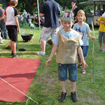 Foto Andrea Weinke / Fest im Pfarrgarten / Gemeinde und Kirche