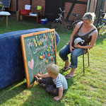 Foto Andrea Weinke / Fest im Pfarrgarten / Gemeinde und Kirche