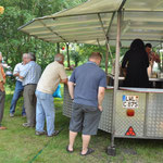 Foto Andrea Weinke / Fest im Pfarrgarten / Gemeinde und Kirche