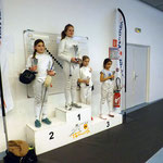 Camille 3ème sur le podium épée pupille dame