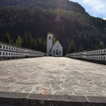 Kriegerfriedhof bei Laste