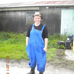 Magda fully dressed up like a farmers wife..... =)