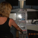 Mariam als Pilotin bei Royal Flying Doctor ( Mariam as a RFDS pilot)