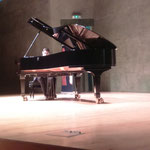 Ruben Àngel Russo Gutierrez ("Sonata num. 8 en La menor K310" i "Estudi num. 3")
