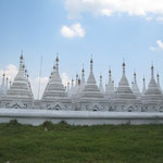Kuthodaw Pagoda: das grösste Buch der Welt