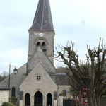 Église Saint-Pierre, XIe et XIIIe siècles, remaniée aux XVIIe et XVIIIe siècles, inscrite au titre des monuments historiques, Jouaignes.