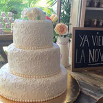 Pastel para Boda en cuernavaca morelos color dorado