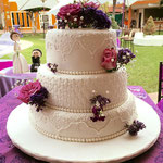 Pastel para Boda en cuernavaca morelos con flores de colores naturales