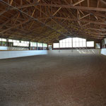 Reithalle (40m x 20m)
